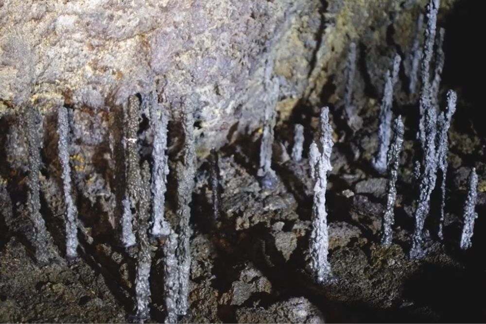 Snaefellsnes: Jules Verne was right about this place inside vatnshellir what lava leaves behind